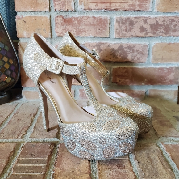 Coloriffics Kacey Sparkle Heels - Picture 1 of 8